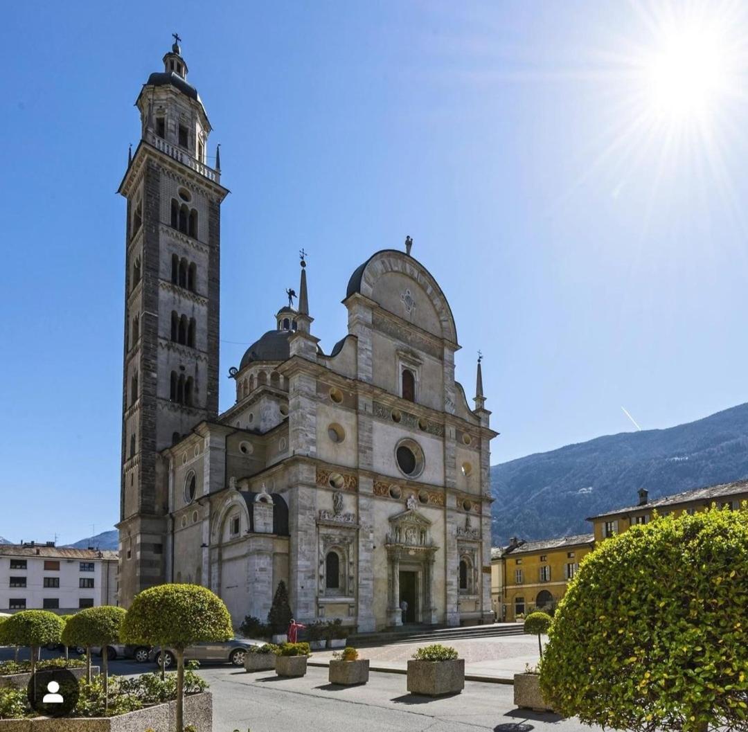 Apartmán Mary House Sondrio Exteriér fotografie
